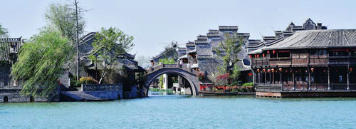強(qiáng)強(qiáng)聯(lián)手，鼎足中原 河南省朱仙鎮(zhèn)房地產(chǎn)開發(fā)及文化旅游項(xiàng)目簽約暨開發(fā)策劃解析